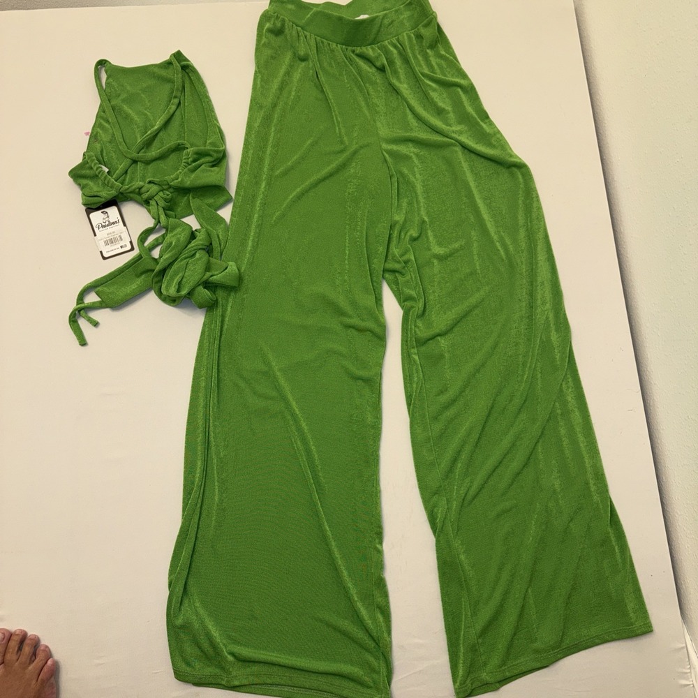 Paulina's Boutique Oralia Green 2 Piece Set NWT Small Crop Top Wide Leg Pants